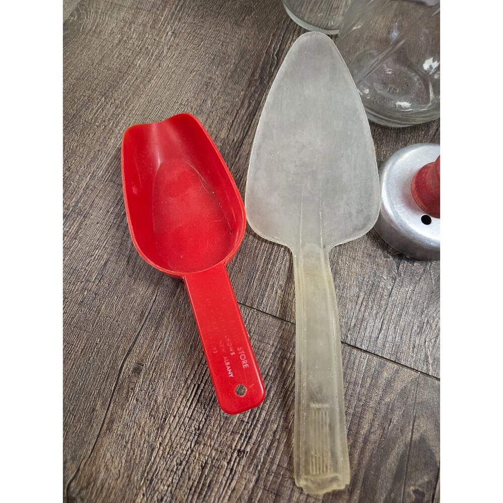 Vintage Antique Primitive Kitchen Accessories Decor Lot Wheaton Jar Bromwells - Picture 2 of 9